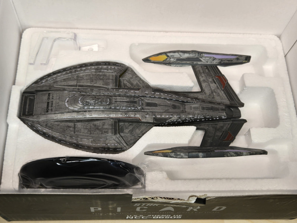 Star Trek Eaglemoss USS Zheng He NCC-86505 9" Die-Cast