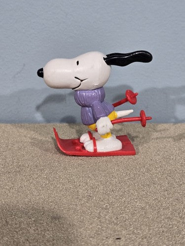 Vintage Snoopy on Skis 1968 United Features