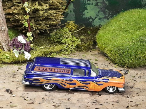 Hot Wheels 2011 Super Treasure Hunt Custom ‘59 Chevy Delivery side 2
