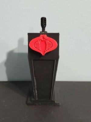 G.I. Joe Cobra Commander & Serpentor Podium 3.75"