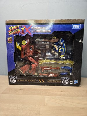 Street Fighter Transformers Hot Rod vs Arcee MIB