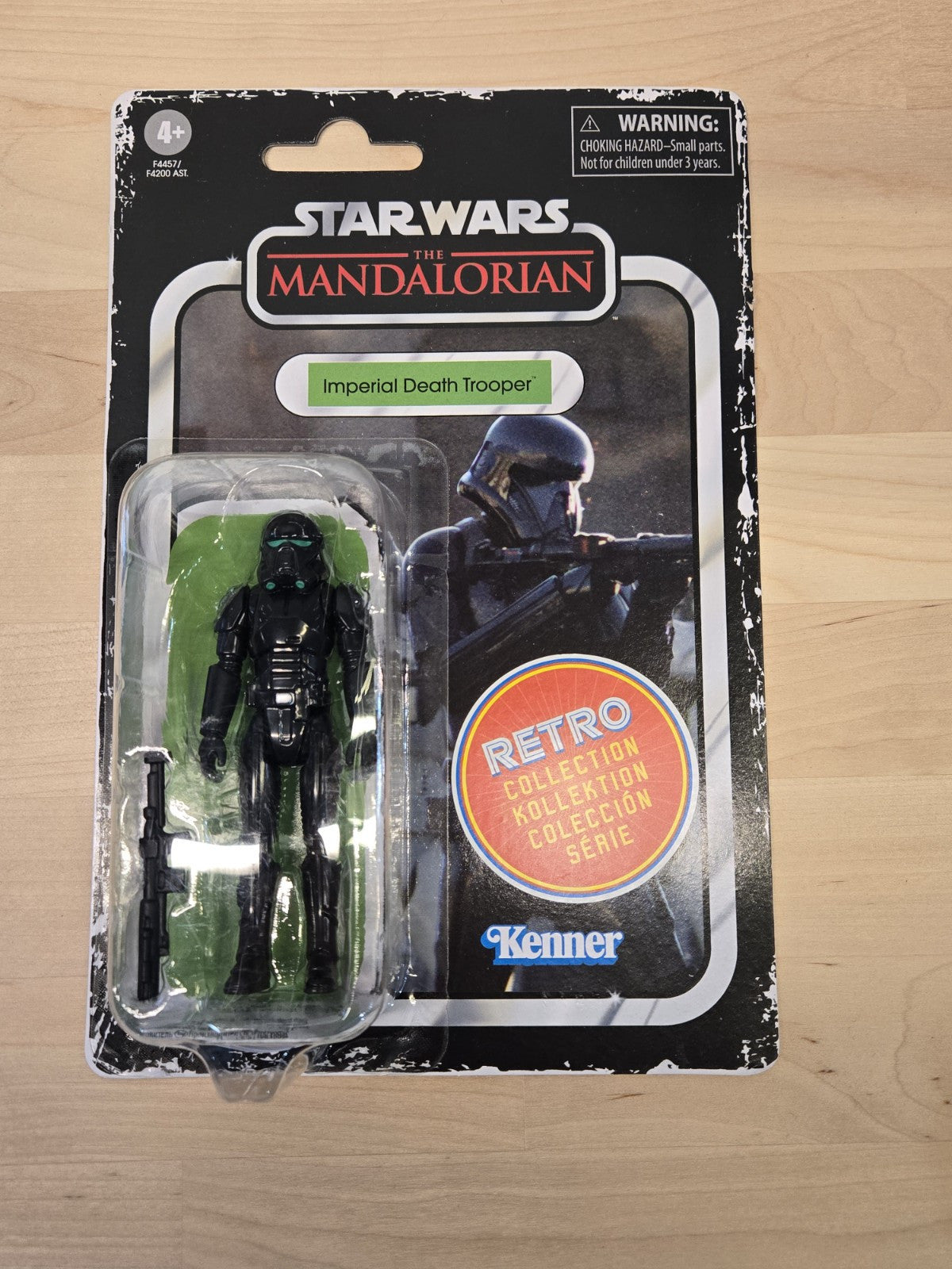 SW Vintage Collection MOC Lot: Krrsantan, Luminara