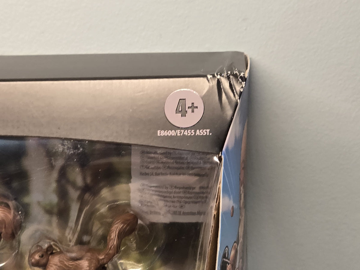 Marvel Legends Squirrel Girl with Scooter MIB